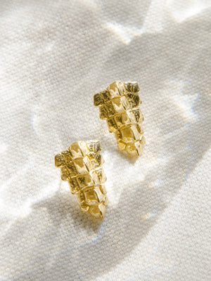 Small Iguana Crest Earrings Gold